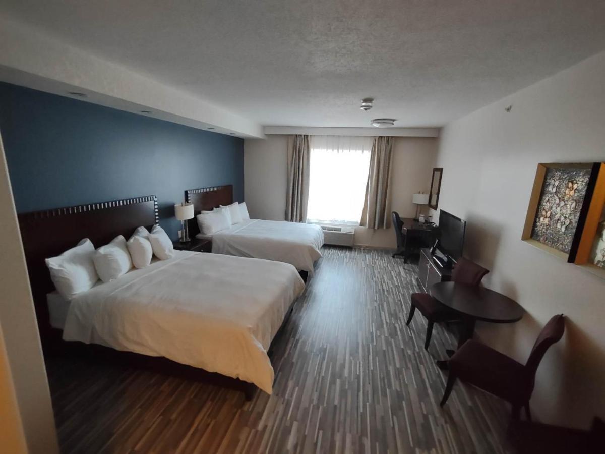 Days & By Wyndham Saskatchewan Fort Saskatchewan
