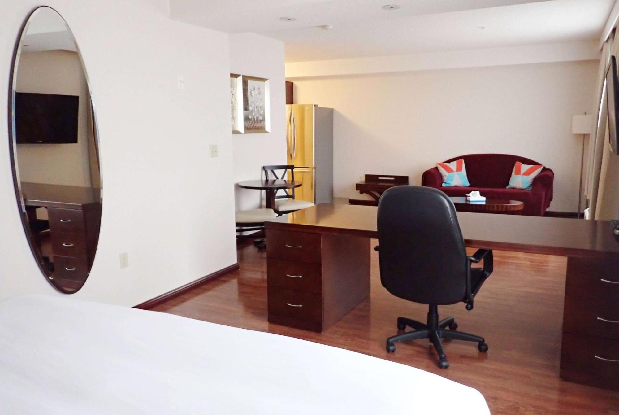 Days & By Wyndham Saskatchewan Fort Saskatchewan